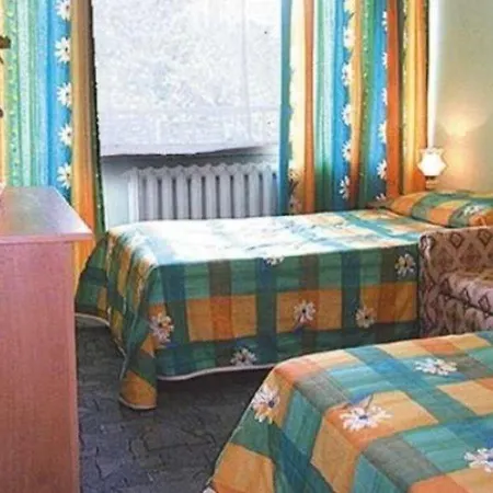 Hotel Lora