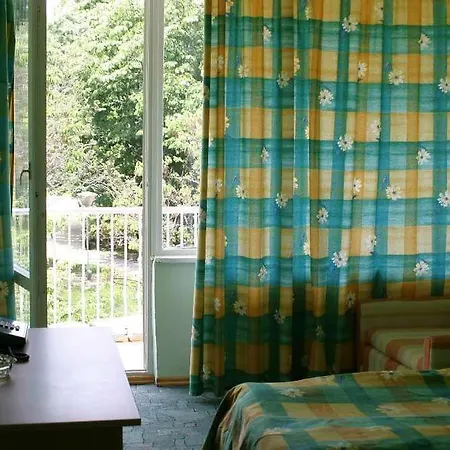 Hotel Lora
